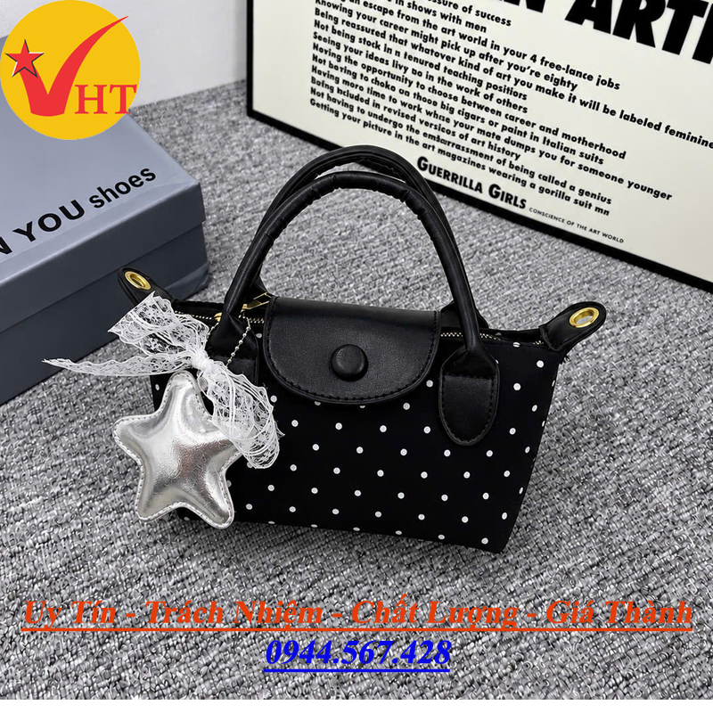 Túi Xách Nữ Thời Trang Thuyền Nắp Cúc Châm Bi Tặng Kèm Charm Treo Sao - Xưởng Túi Hiền Trâm